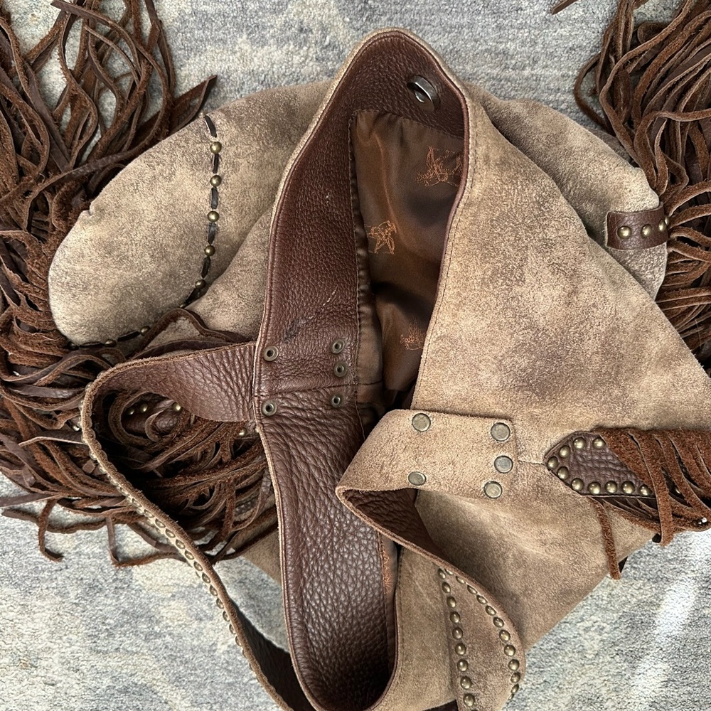 Juan Antonio distressed leather hobo bag - Picture 7 of 10